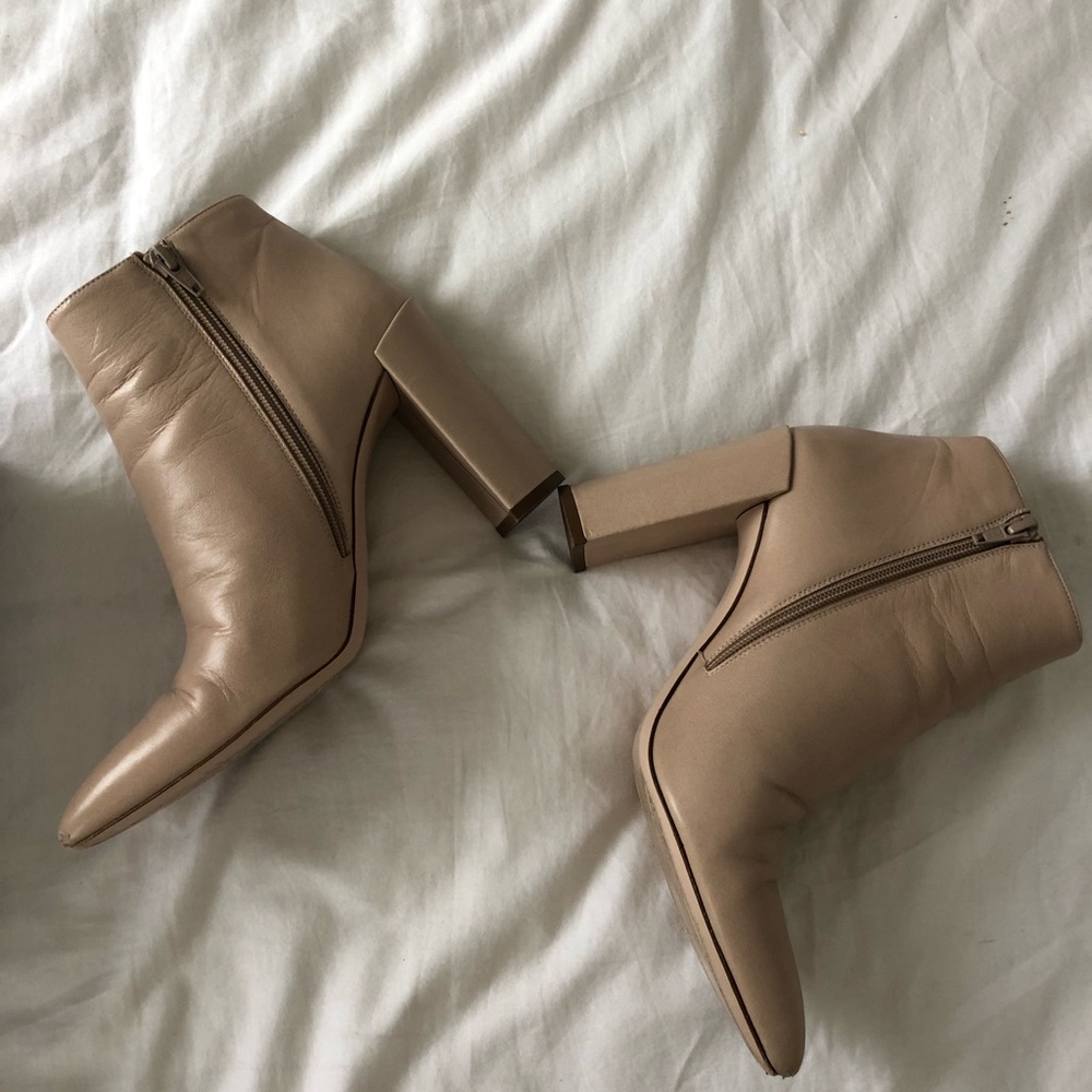 Stuart Weitzman “Pure” Bootie Size 10 - image 6